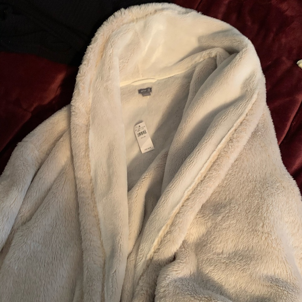 aerie bathrobe